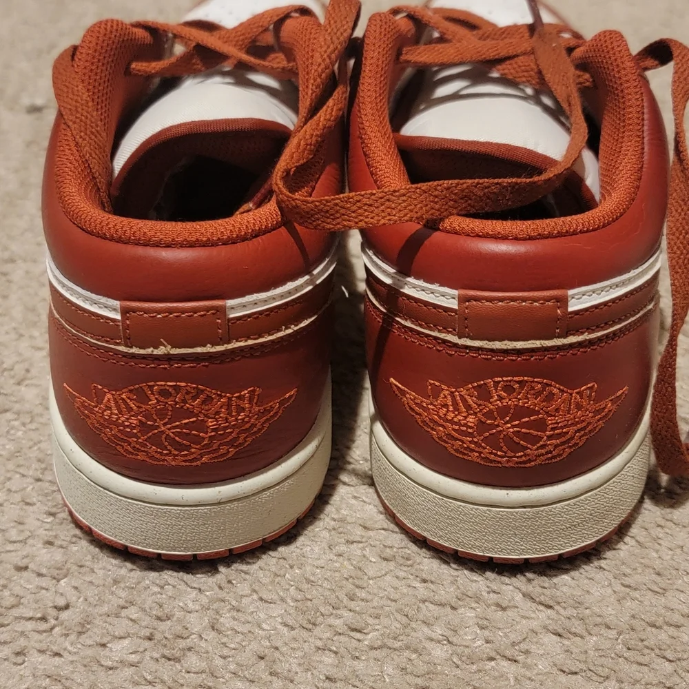 Air Jordan 1 Low SE 'Dune Red' Men's Size 9 FJ3459-160